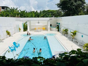 Pool - A 3 Horas de Bogotá Villa Hotel Boutique  clima cálido  piscina solo  DICIEMBRE (Ricaurte cundinamarca)