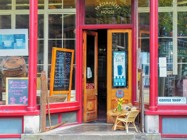 Exterior detail - 3 bedroom accommodation in Dolgellau (Dolgellau)