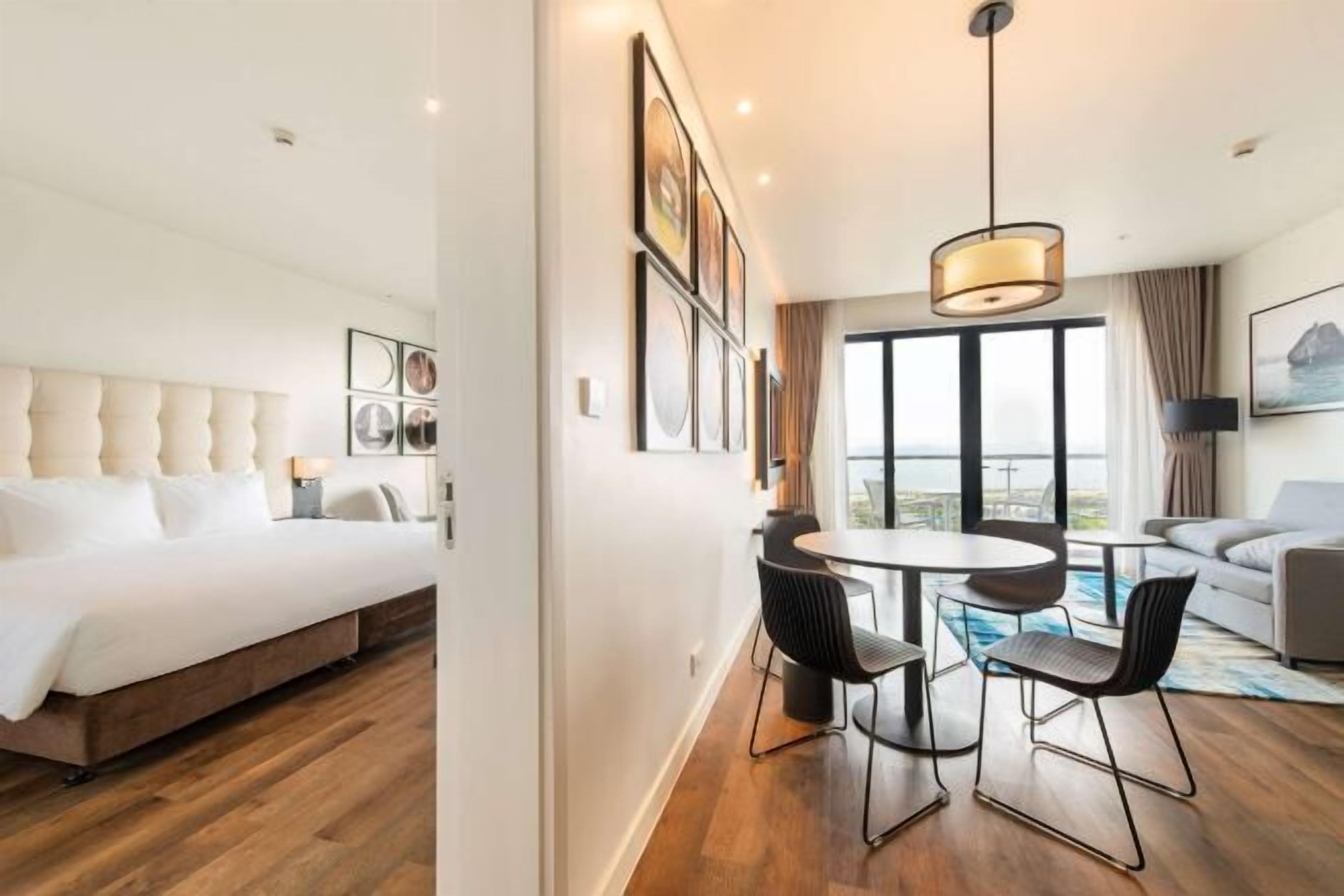 Minibar, in-room safe, desk, soundproofing