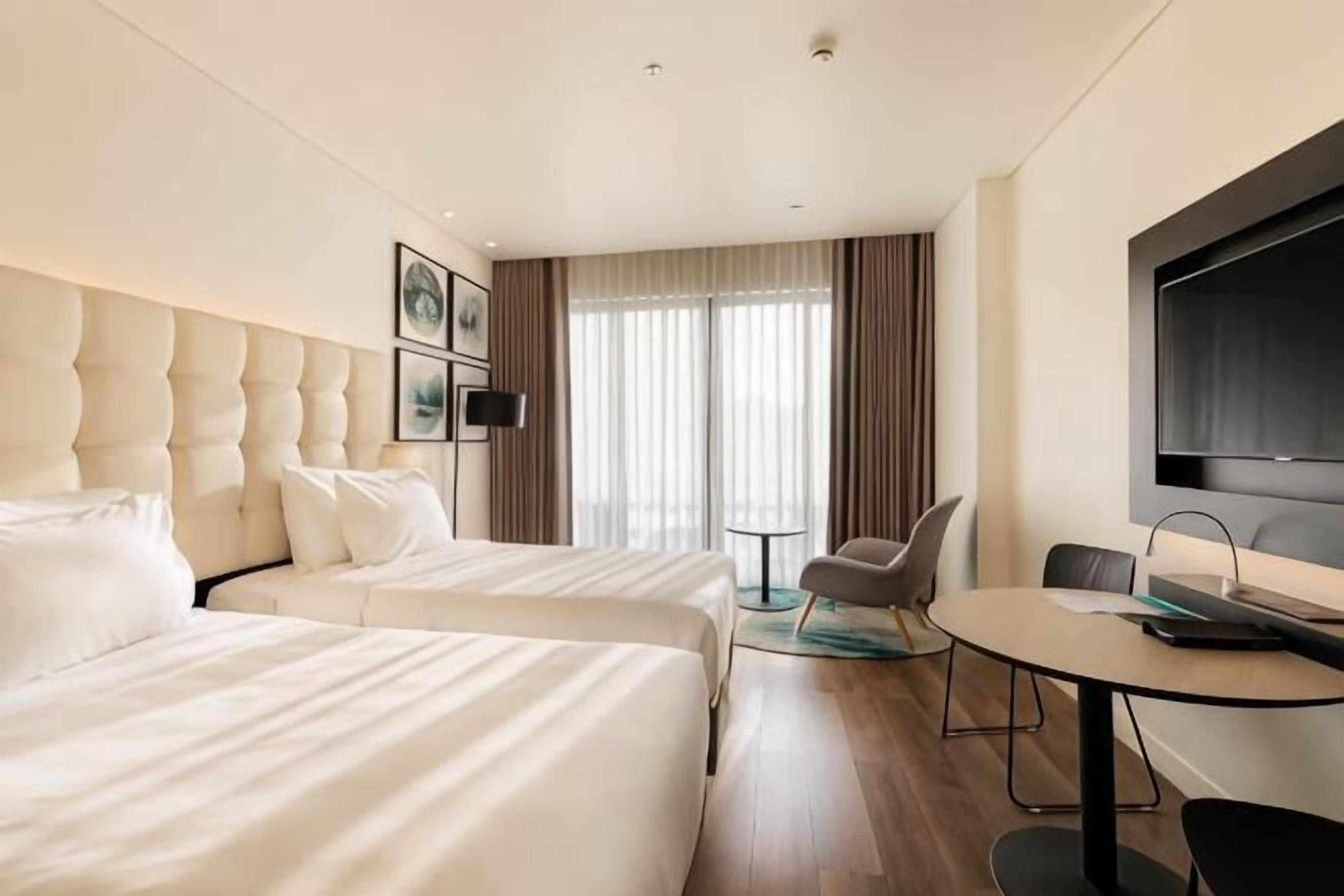 Minibar, in-room safe, desk, soundproofing