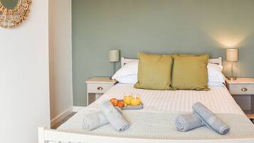 3 bedrooms, free WiFi, bed sheets