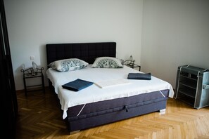 2 Schlafzimmer, Internetzugang, Bettwäsche