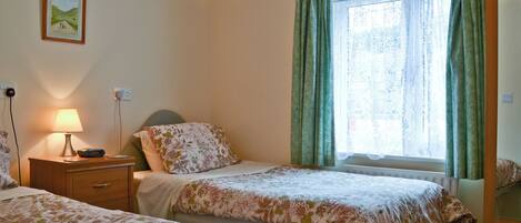 3 habitaciones, wifi gratis, ropa de cama y acceso para silla de ruedas