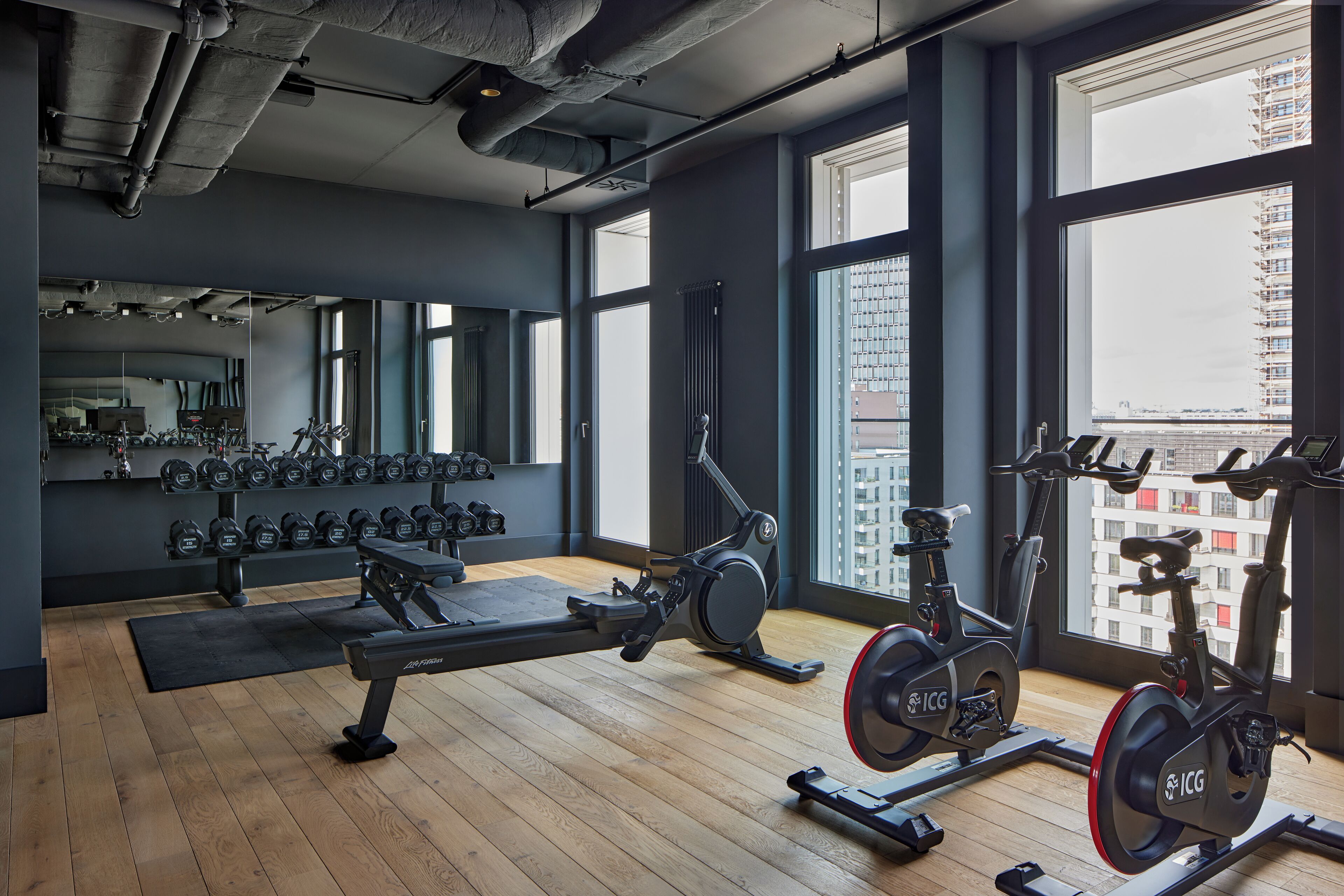 Foto - Locke at East Side Gallery