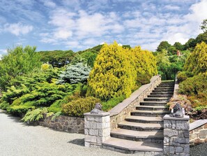 Property grounds - 3 bedroom accommodation in Burton, nr Milford Haven (Burton, nr Milford Haven)