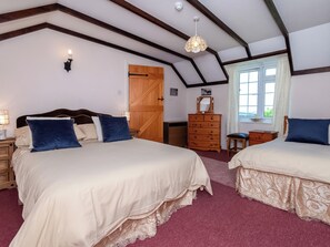 2 bedrooms, free WiFi, bed sheets