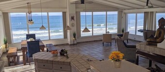 PALACE BAHIA ,360 ocean view ,7min to down town,Private beach   ,24/7 Security 