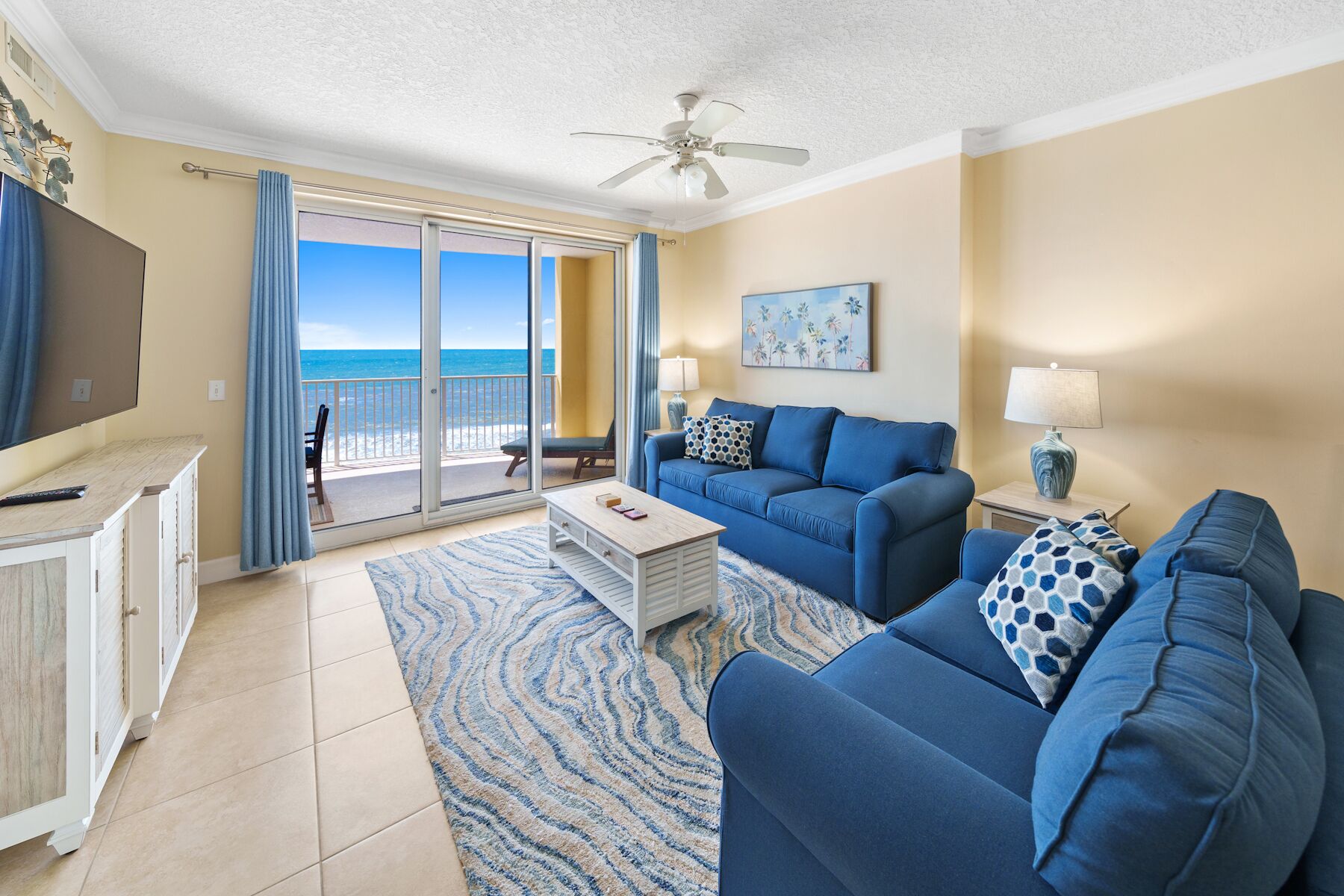 Emerald Isle 808 - 2Br/2Ba! Huge Balcony, Beach Service Included!