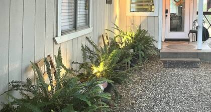 Serene and Quiet County Cottage Near HWY 50