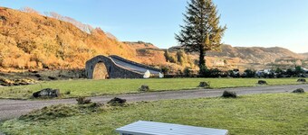 4 bedroom accommodation in Clachan Seil