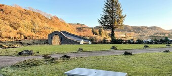 4 værelses bolig i Clachan Seil