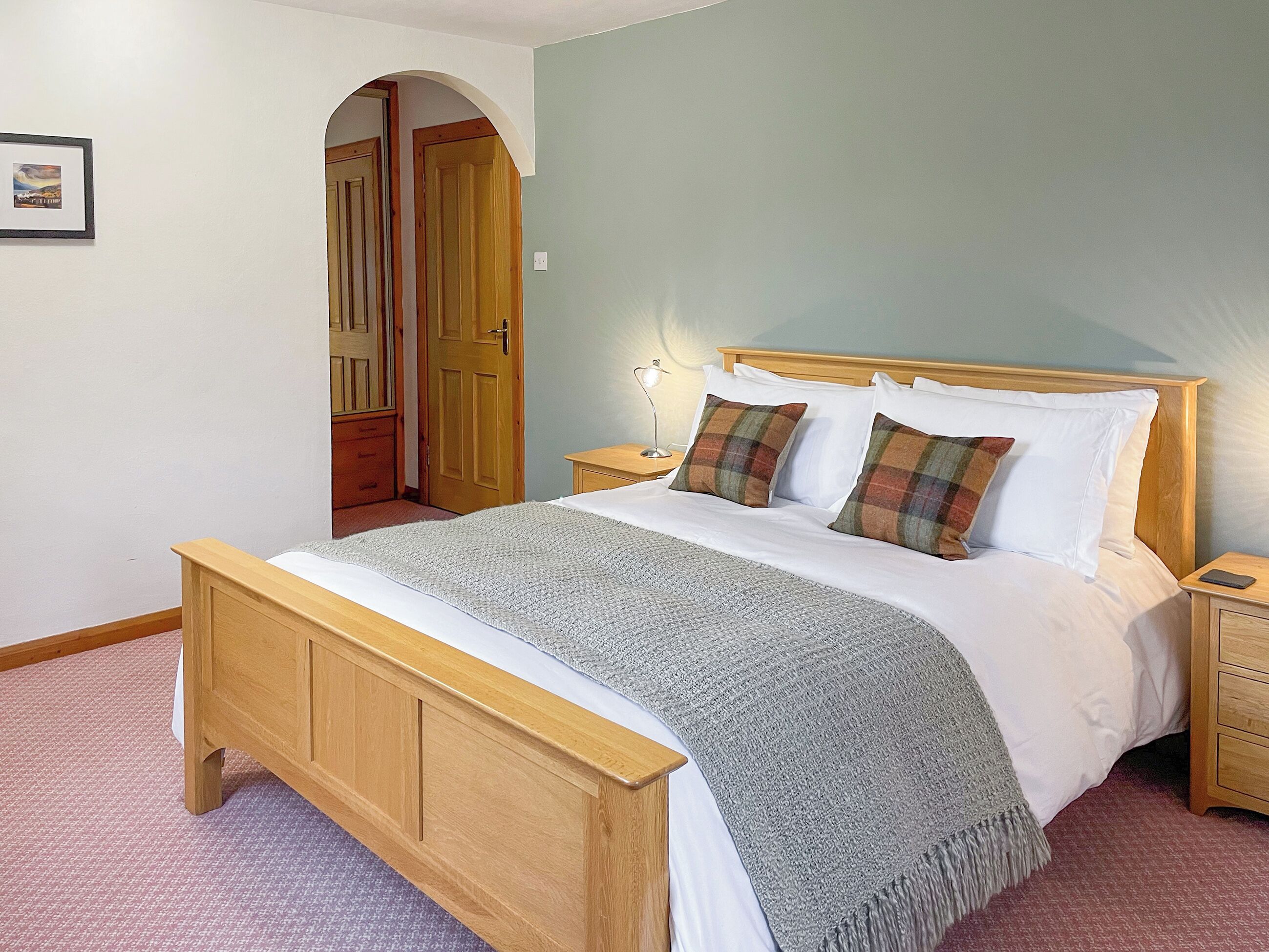 4 chambres, accès au Wi-Fi (inclus), literie fournie