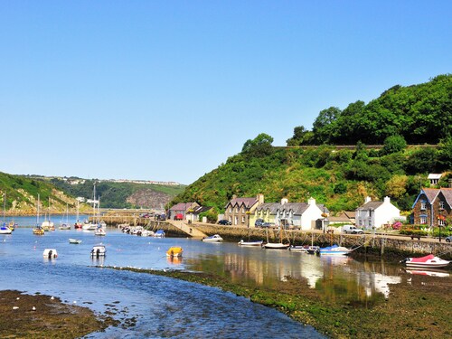 2 bedroom accommodation in Strumble Head, Pembrokeshire Coast National Park