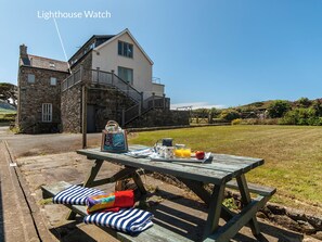 屋外ダイニングエリア