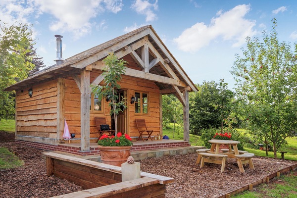 Exterior | Copperbeech Bowtop, Malpas
