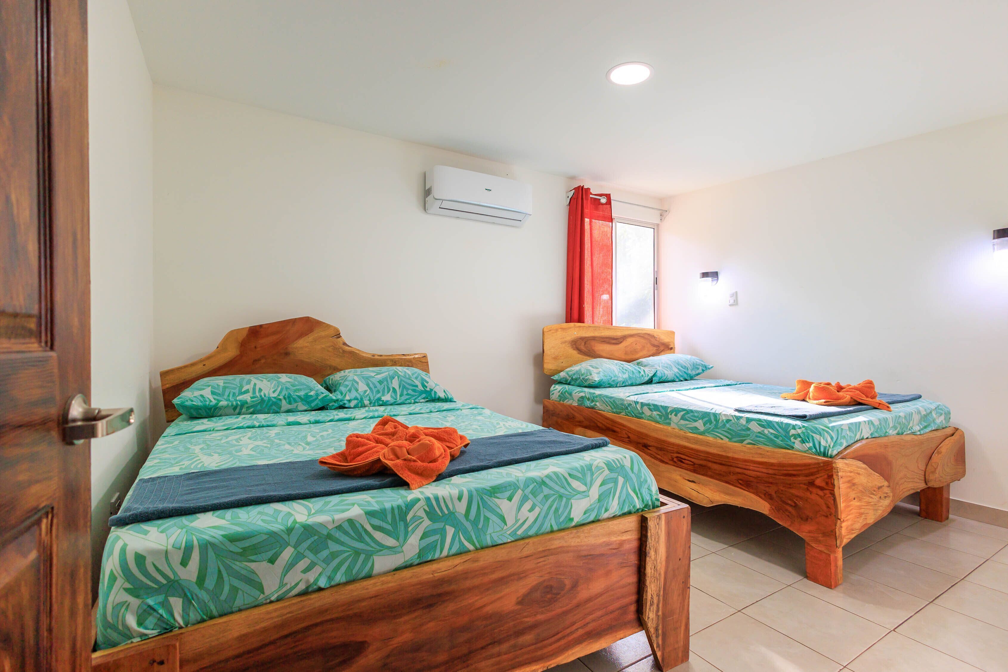 Ropa de cama de alta calidad, wifi gratis y ropa de cama 