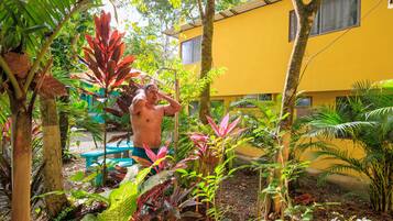 Quang cảnh vườn