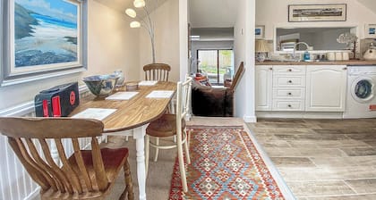 1 bedroom accommodation in Warminster