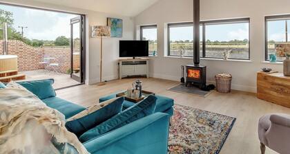 1 bedroom accommodation in Stowupland, near Stowmarket