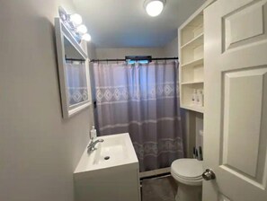 Bathtub
