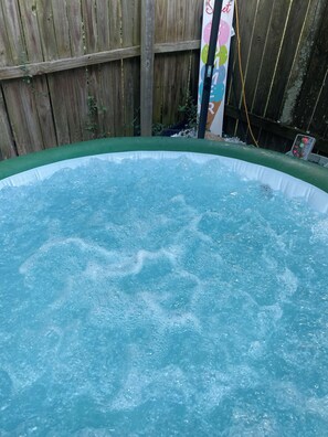 Outdoor spa tub - Happy Place (Conley)