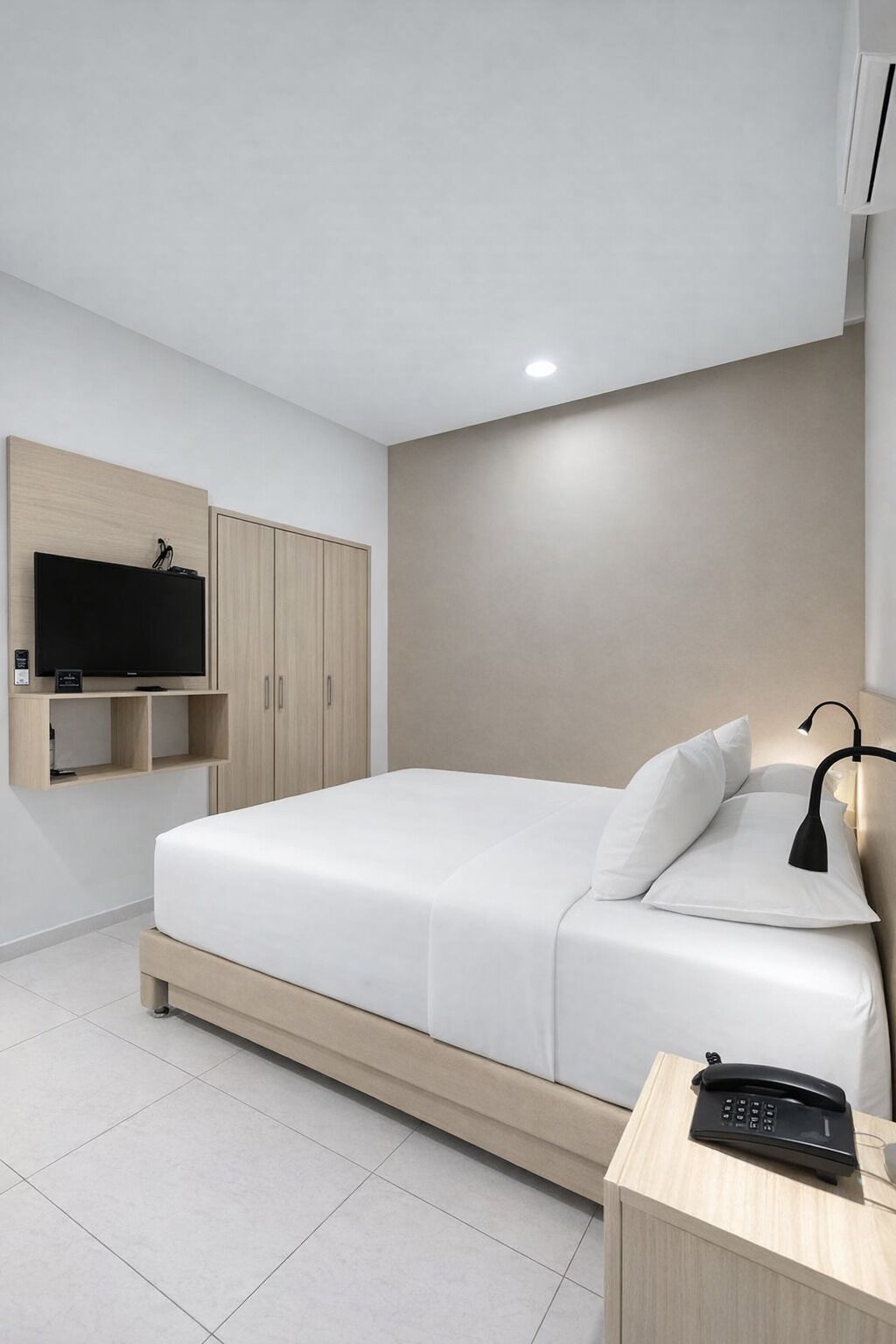 Quarto casal | Wi-Fi de cortesia, roupa de cama