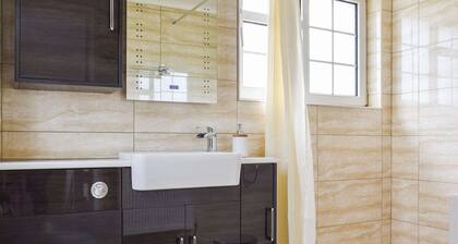 3 bedroom accommodation in Treoes