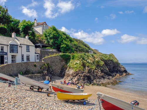 3 bedroom accommodation in Middle Mill, nr Solva