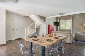 4 chambres, Wi-Fi gratuit, draps fournis