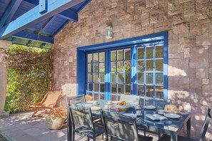 Huvila, 2 makuuhuonetta | Ilmainen Wi-Fi, vuodevaatteet