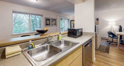 Marvelous townhome close to major employers in Poulsbo WA