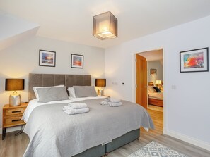 4 Schlafzimmer, kostenloses WLAN, Bettwäsche