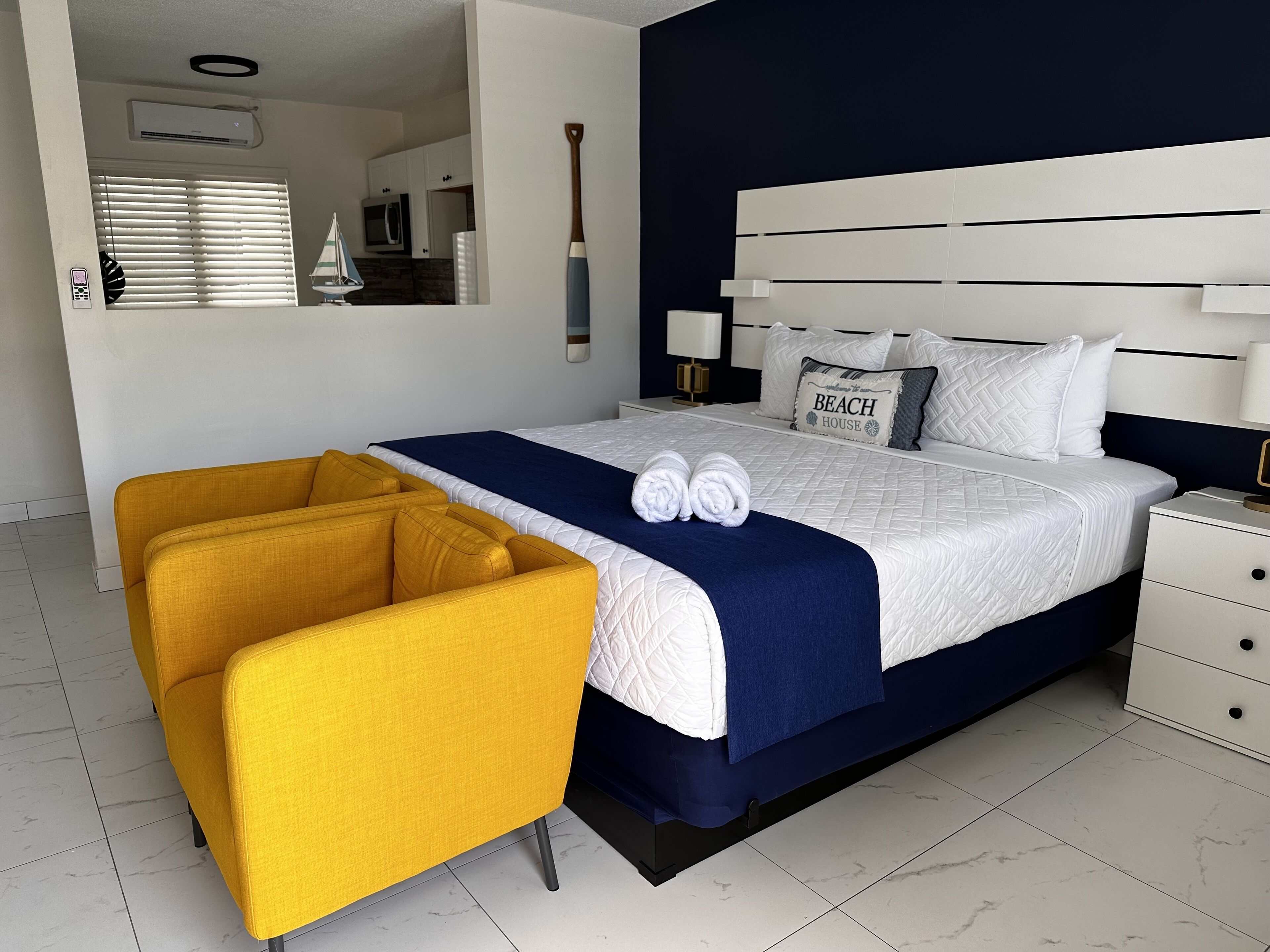 1 chambre, bureau, fer et planche à repasser, Wi-Fi gratuit