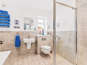 Towels - 2 bedroom accommodation in Pwlheli (Pwlheli)