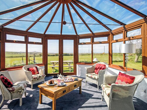 2 bedroom accommodation in Near Porthgain