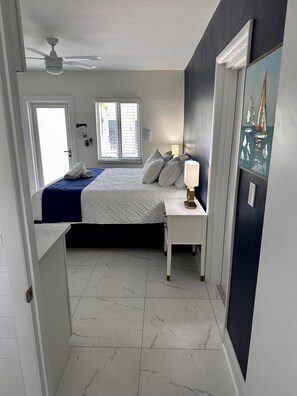 1 habitación, tabla de planchar con plancha, wifi gratis y ropa de cama 