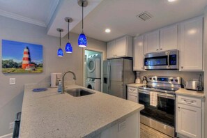 Fridge, microwave, oven, stovetop - Upper Lvl Condo, Steps to Beach, Walk to Village! (saint simons island)