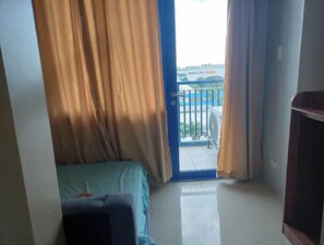 Interior - SEA RESIDENCES MOA VIEW (Pasay)