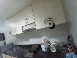 Private kitchen - SEA RESIDENCES MOA VIEW (Pasay)