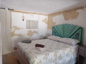 1 Schlafzimmer, Reisekinderbett, kostenloses WLAN, Bettwäsche