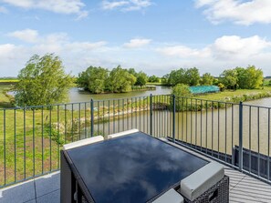 Property grounds - 1 bedroom accommodation in Baston (Baston)