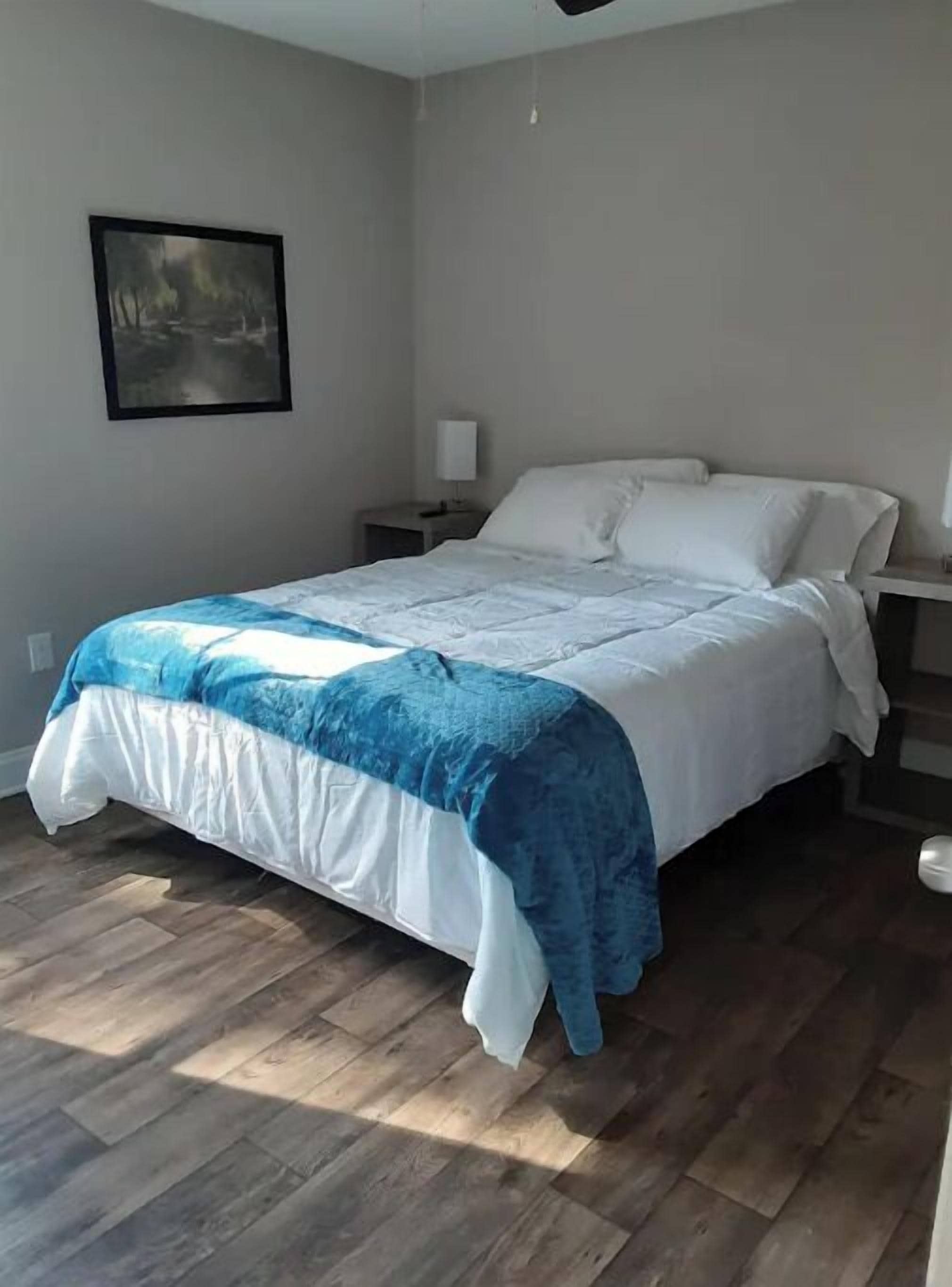 2 bedrooms, desk, iron/ironing board, free WiFi