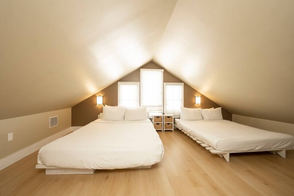 3 slaapkamers, een strijkplank/strijkijzer, wifi, beddengoed
