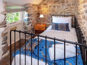 5 dormitorios, wifi gratis, ropa de cama