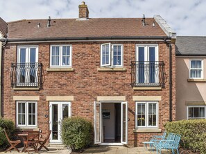 Exterior - 2 bedroom accommodation in Filey (Filey)