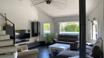 TV connectée, jeux vidéo, écrans d'ordinateur