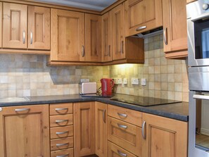 Dishwasher - 3 bedroom accommodation in Hazel Grove, Stockport (Hazel Grove, Stockport)