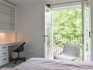3 habitaciones, wifi gratis y ropa de cama 