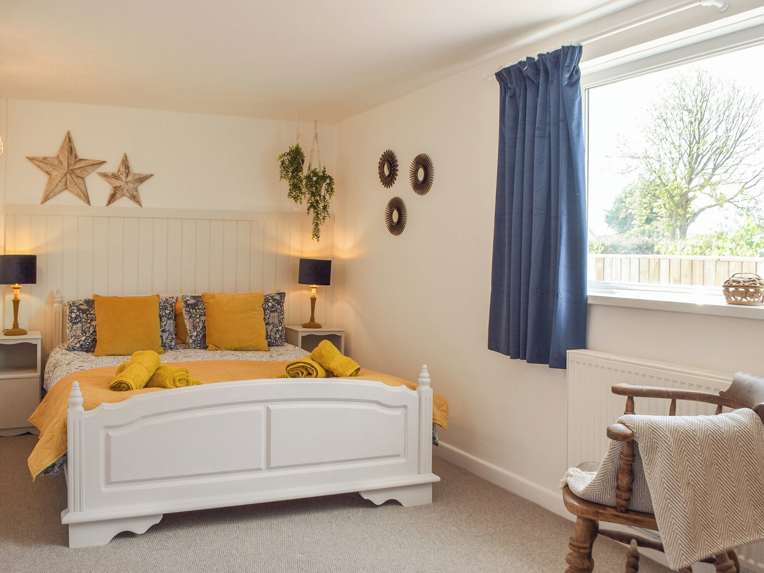 4 bedrooms, free WiFi, bed sheets