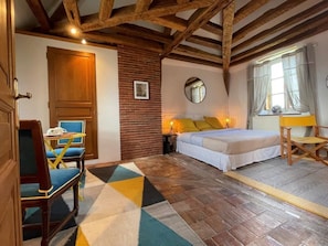 Room - Domaine de Bel Ebat (Paucourt)
